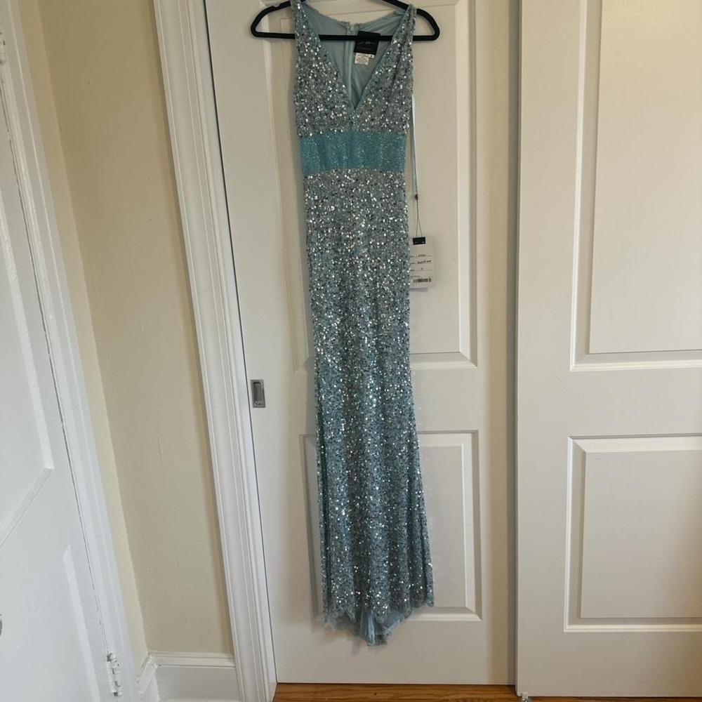 Blue dress